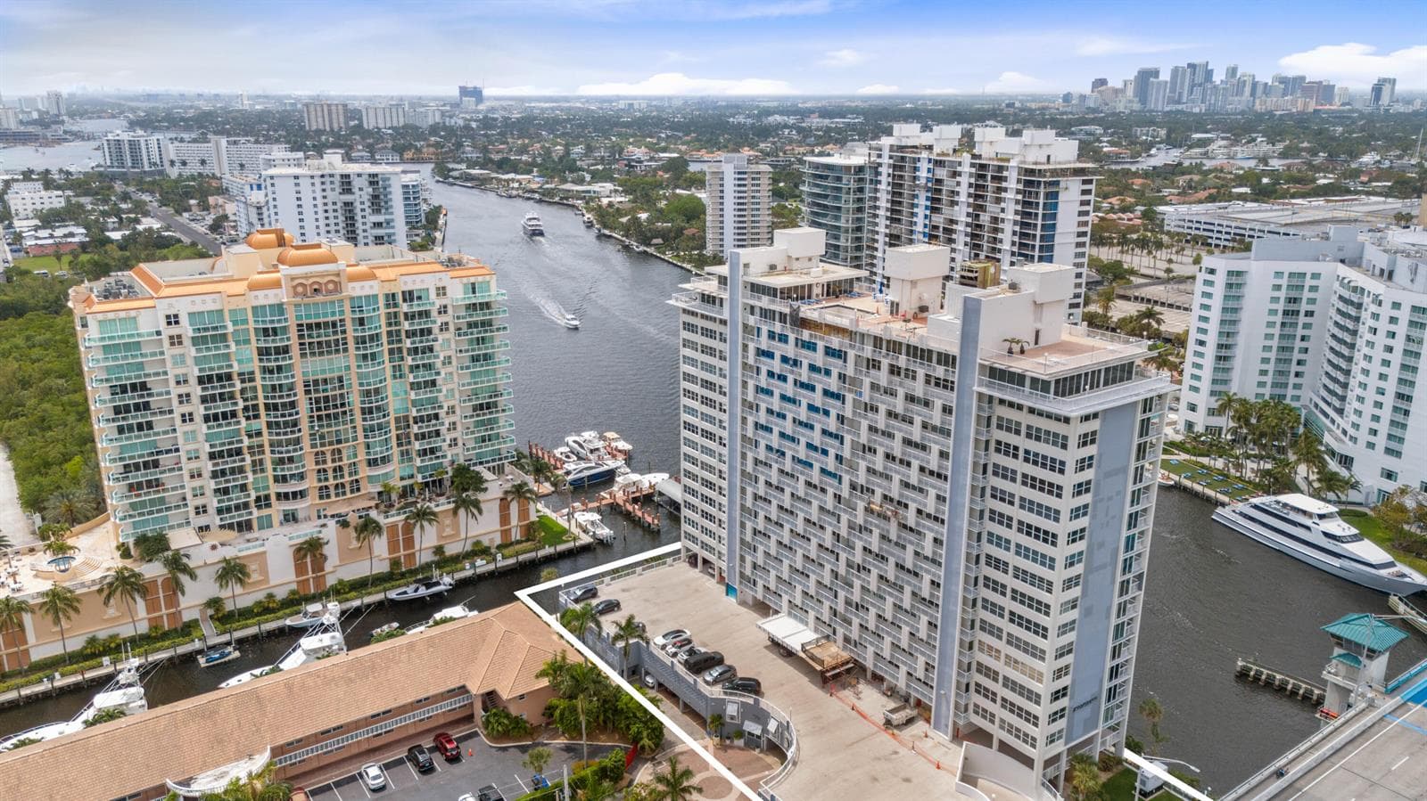 2800 E Sunrise Boulevard 19d photo 5