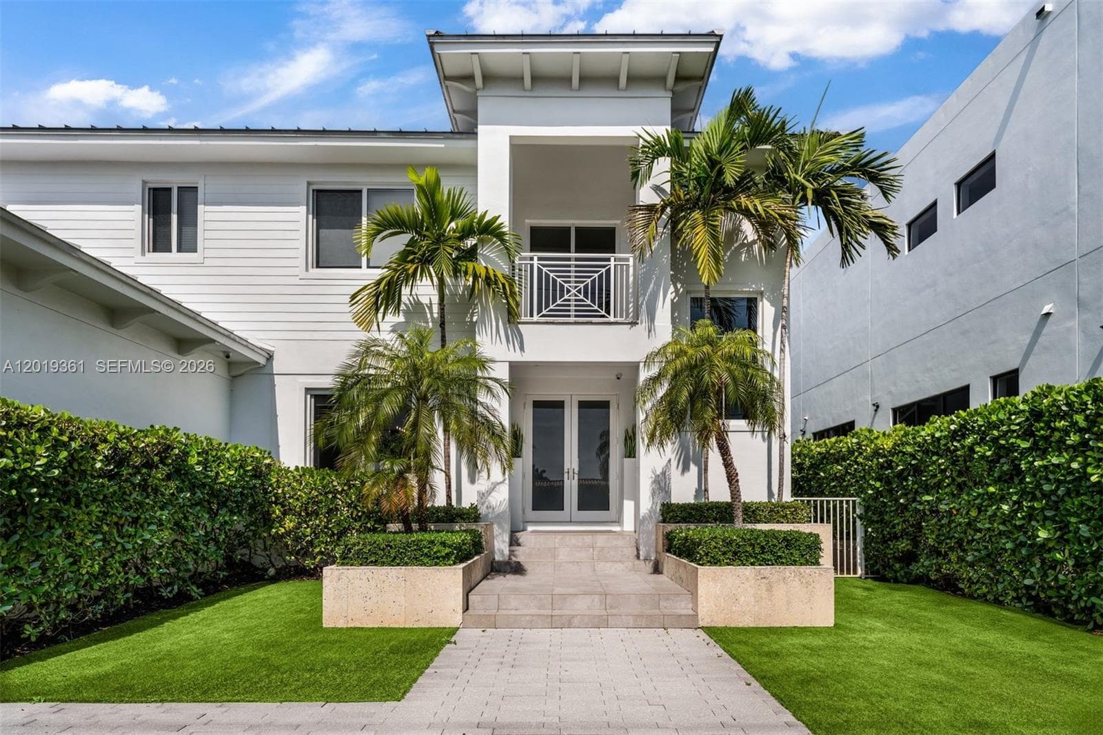 13040 N Bayshore Dr photo 11