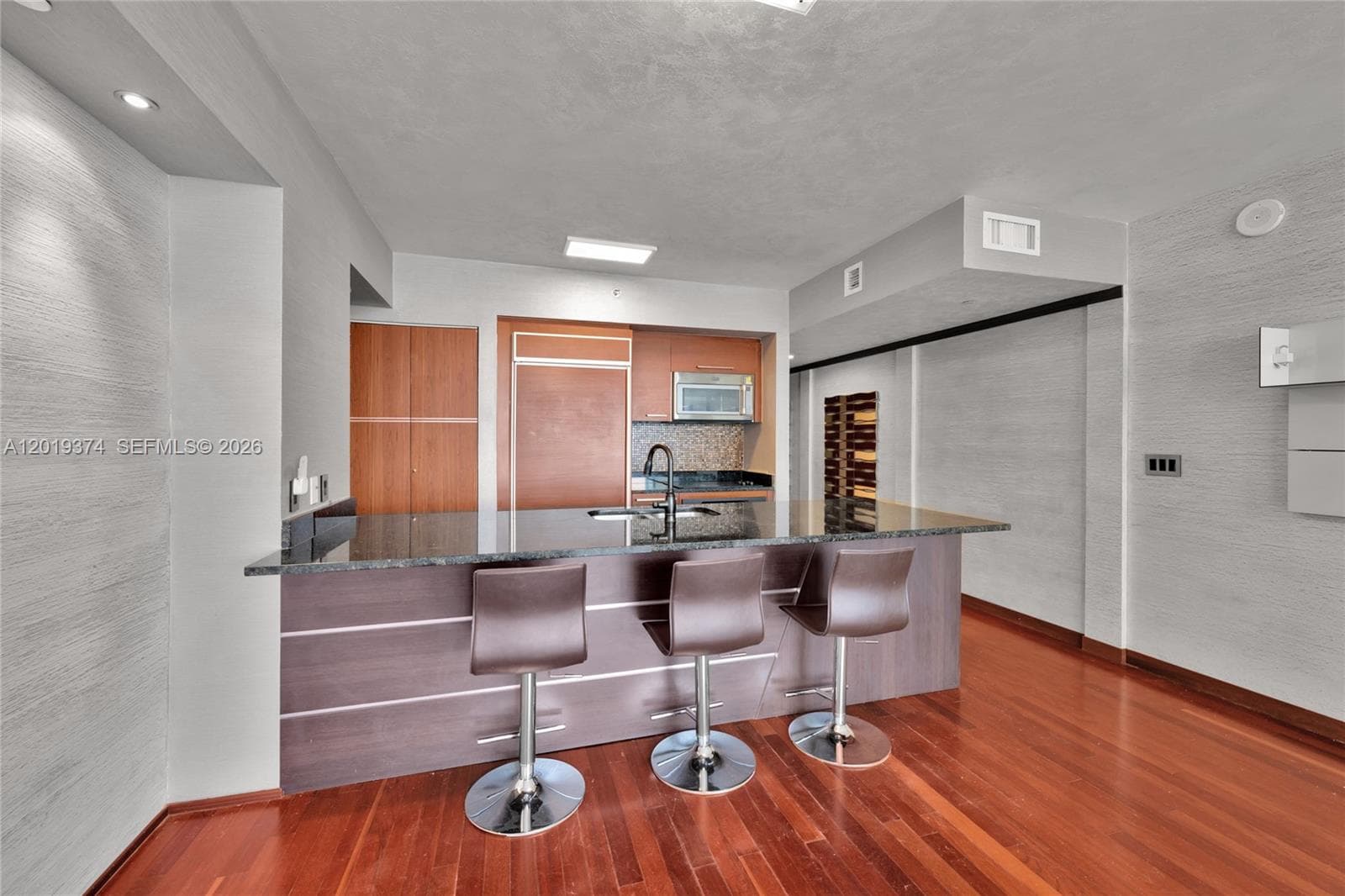 1830 S Ocean Dr 2705 photo 9