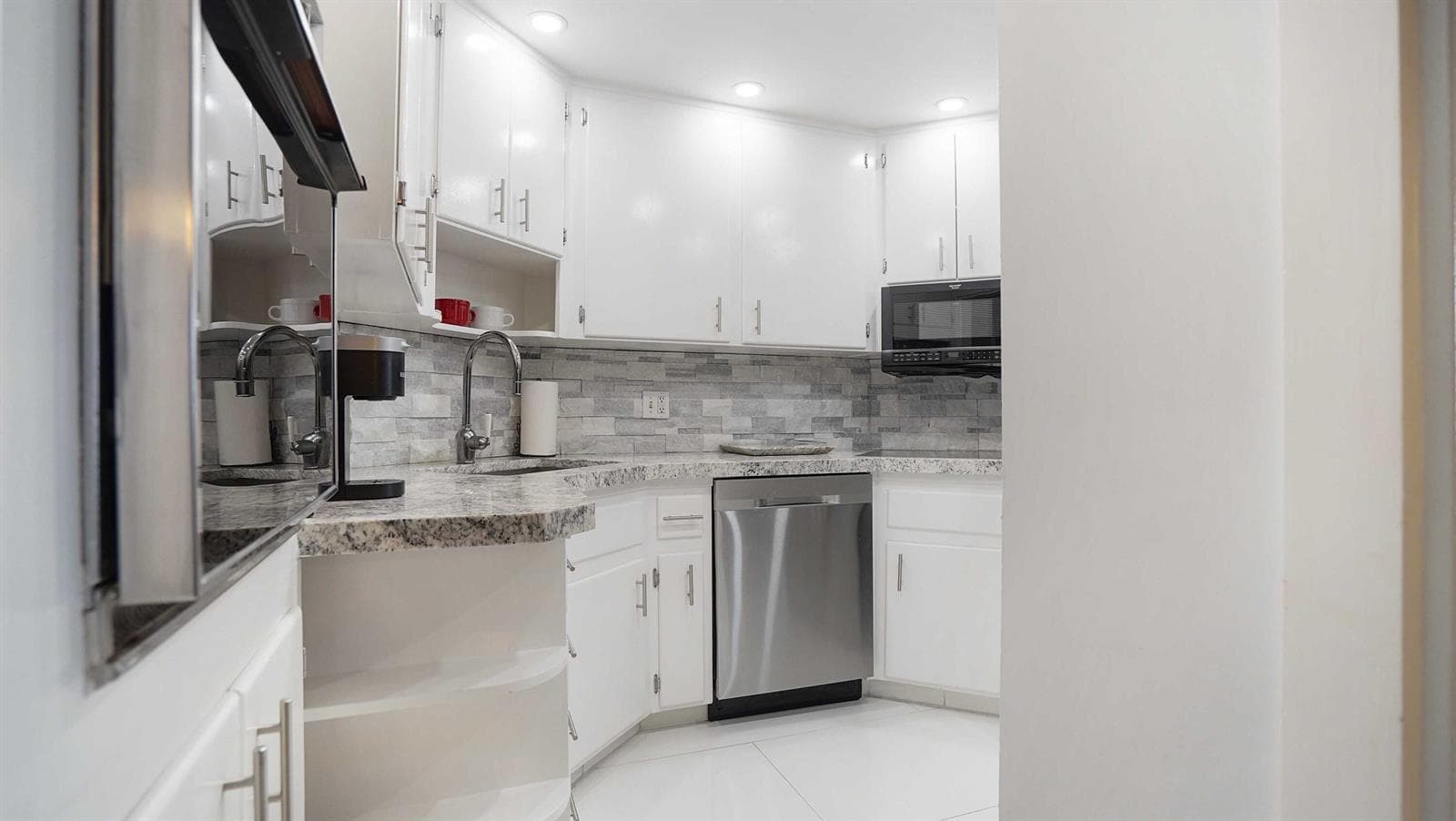 4040 Galt Ocean Drive 801 photo 10