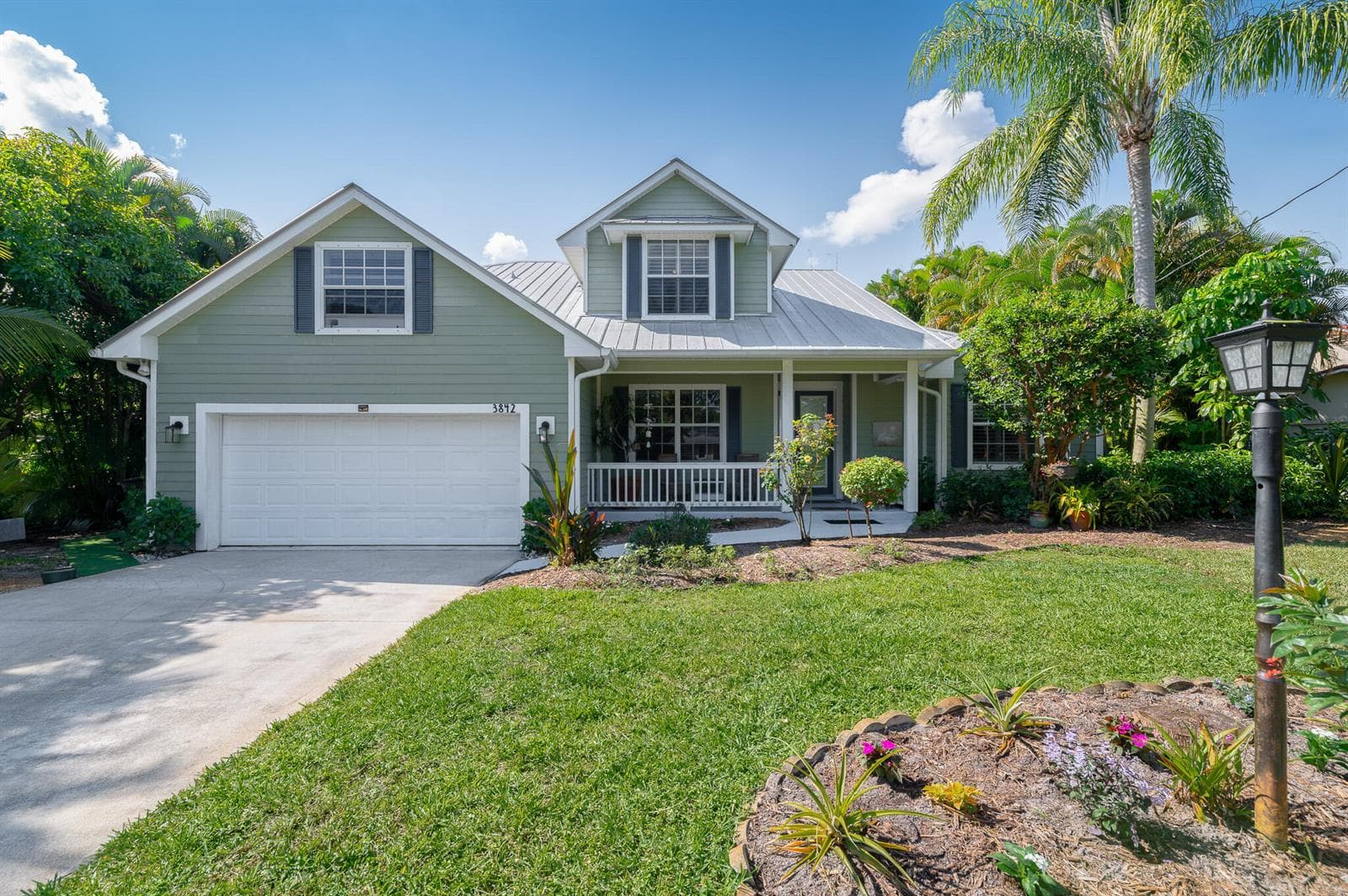 3842 SW Saint Lucie Lane photo 2