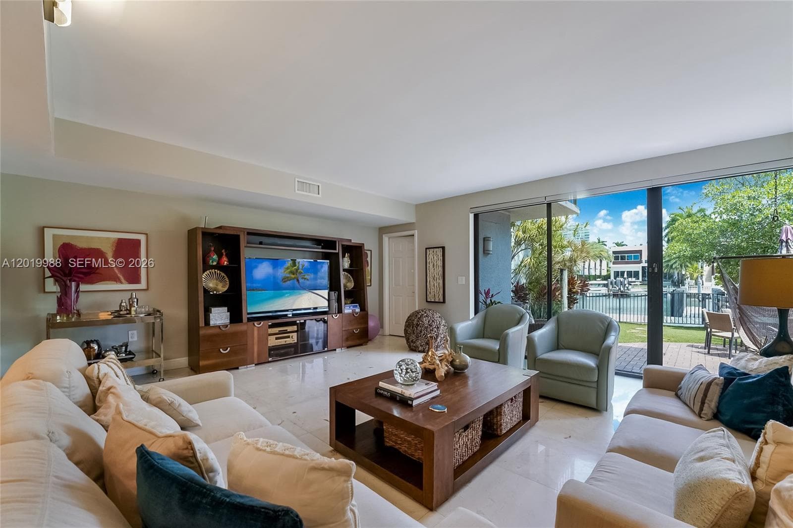 321 Poinciana Dr 901 photo 8
