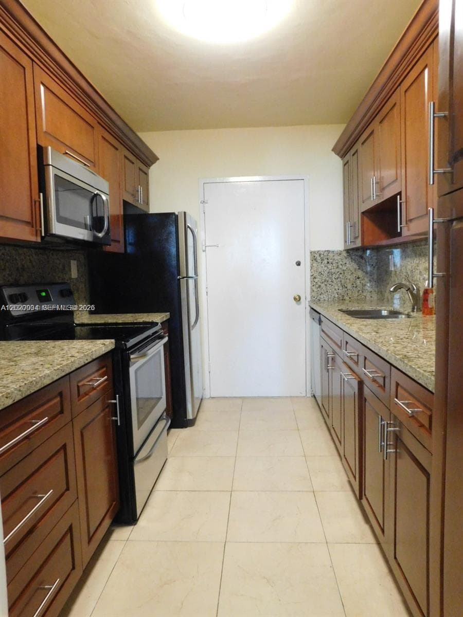 5401 Collins Ave 1213 photo 23