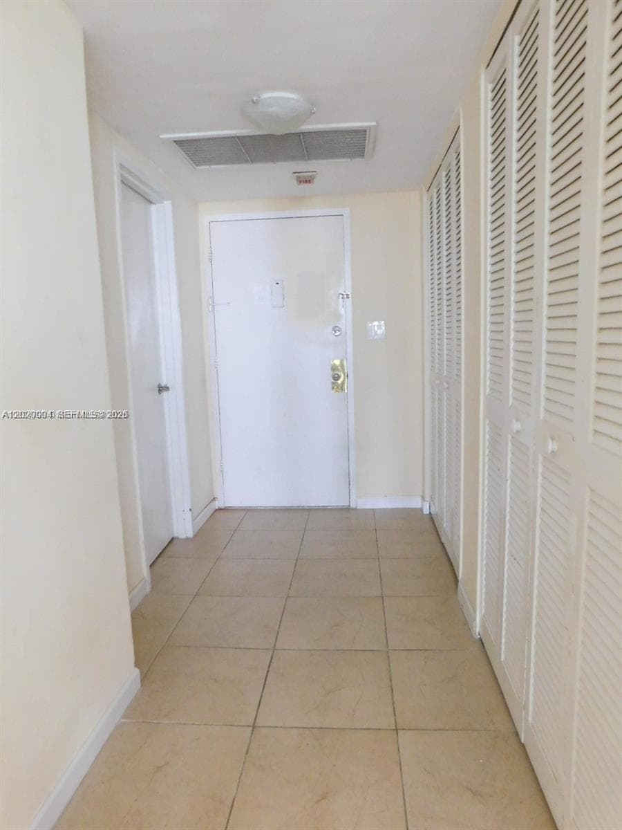 5401 Collins Ave 1213 photo 22