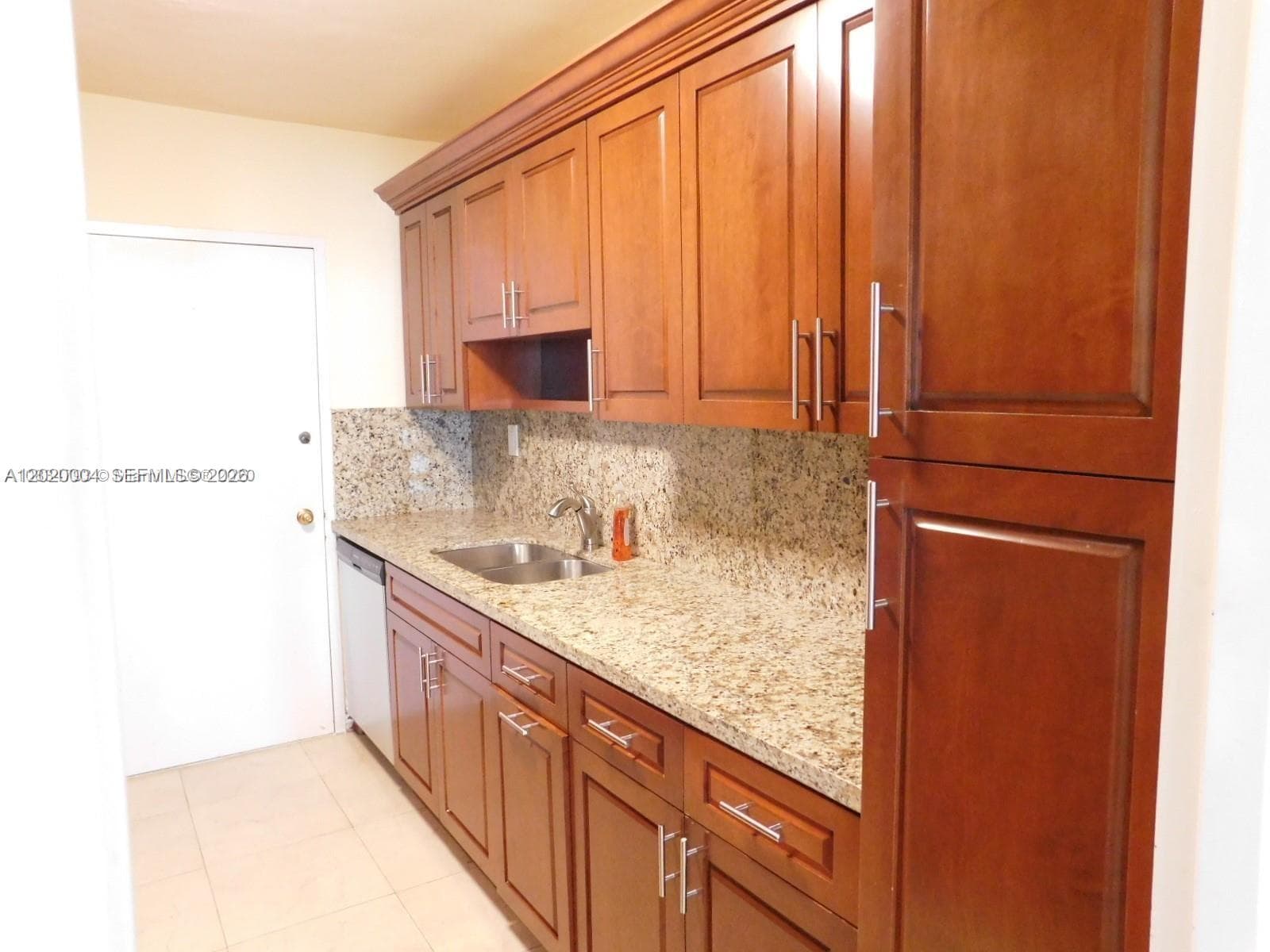 5401 Collins Ave 1213 photo 24