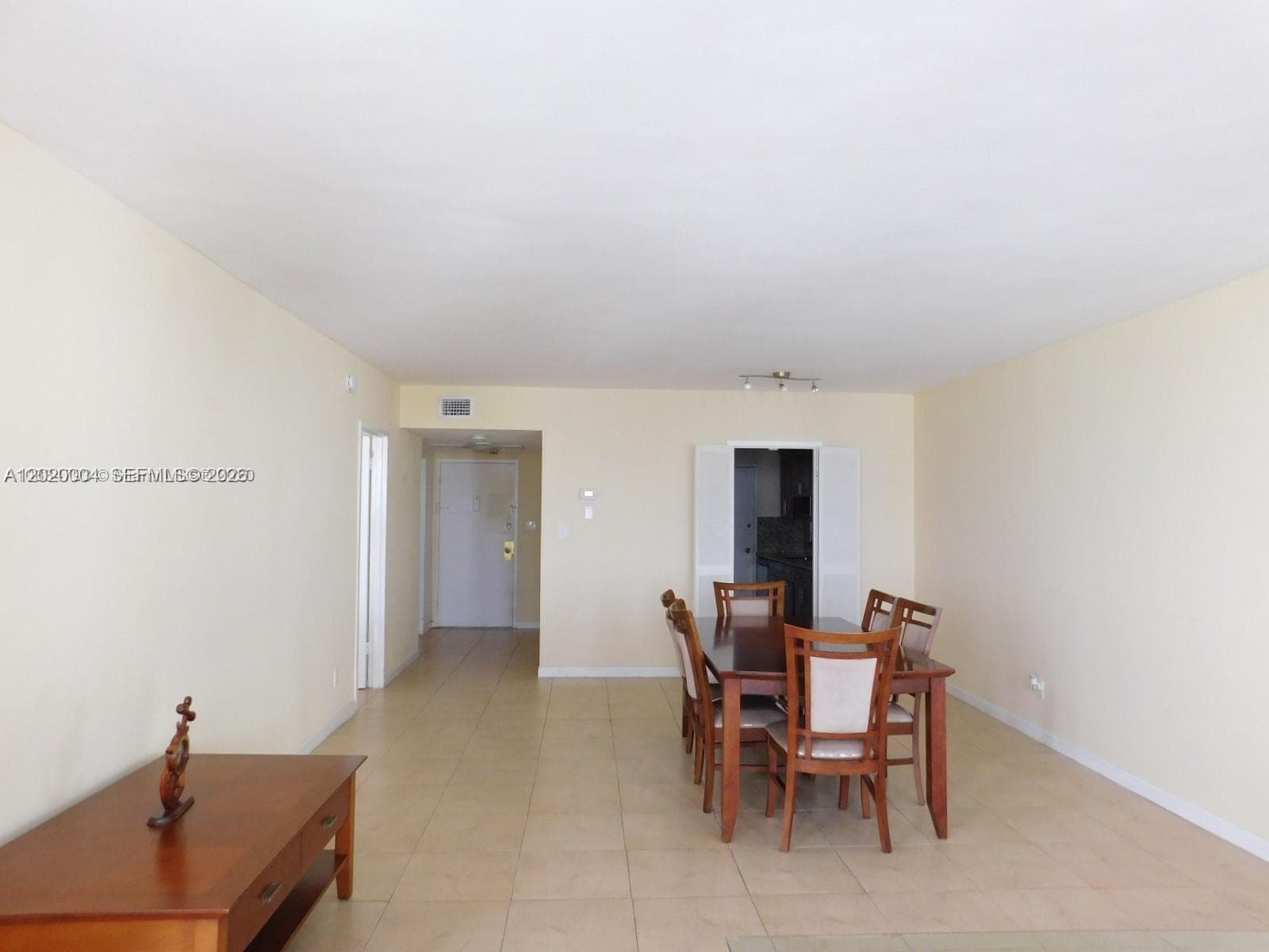 5401 Collins Ave 1213 photo 21
