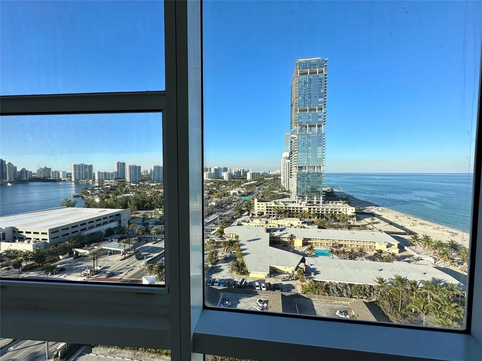 18201 Collins Avenue 1901 photo 3