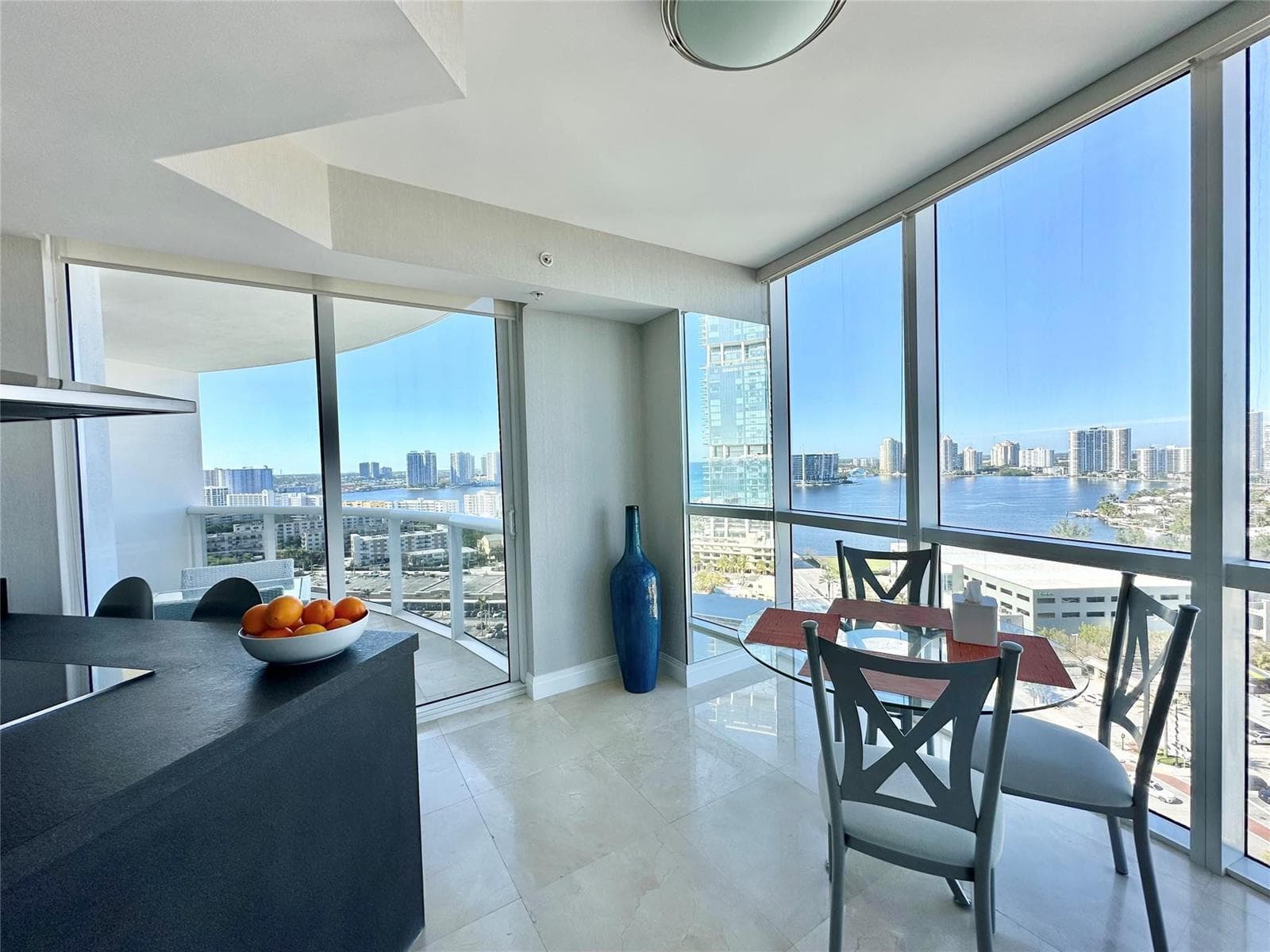 18201 Collins Avenue 1901 photo 10