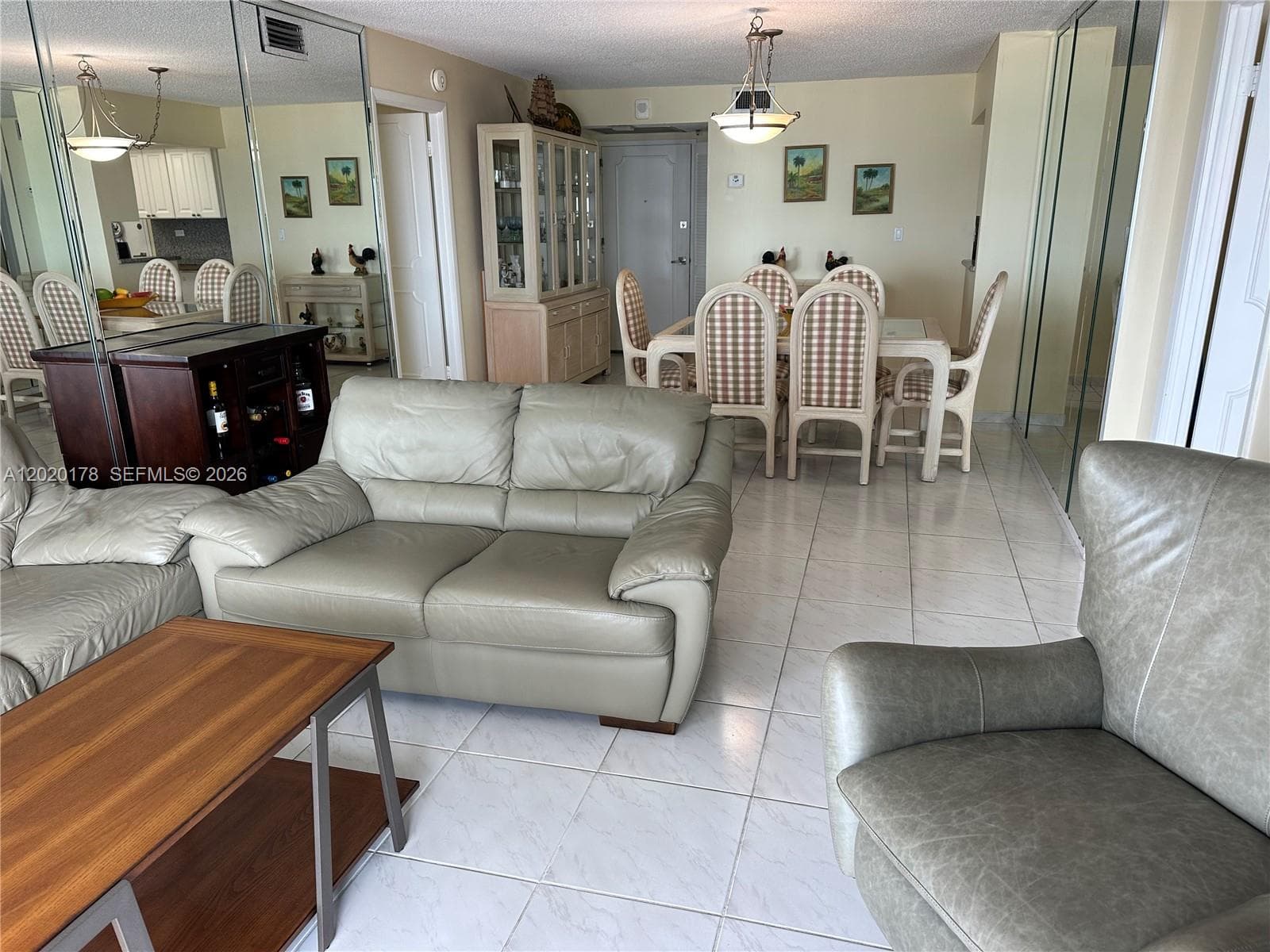 6039 Collins Ave 924 photo 12