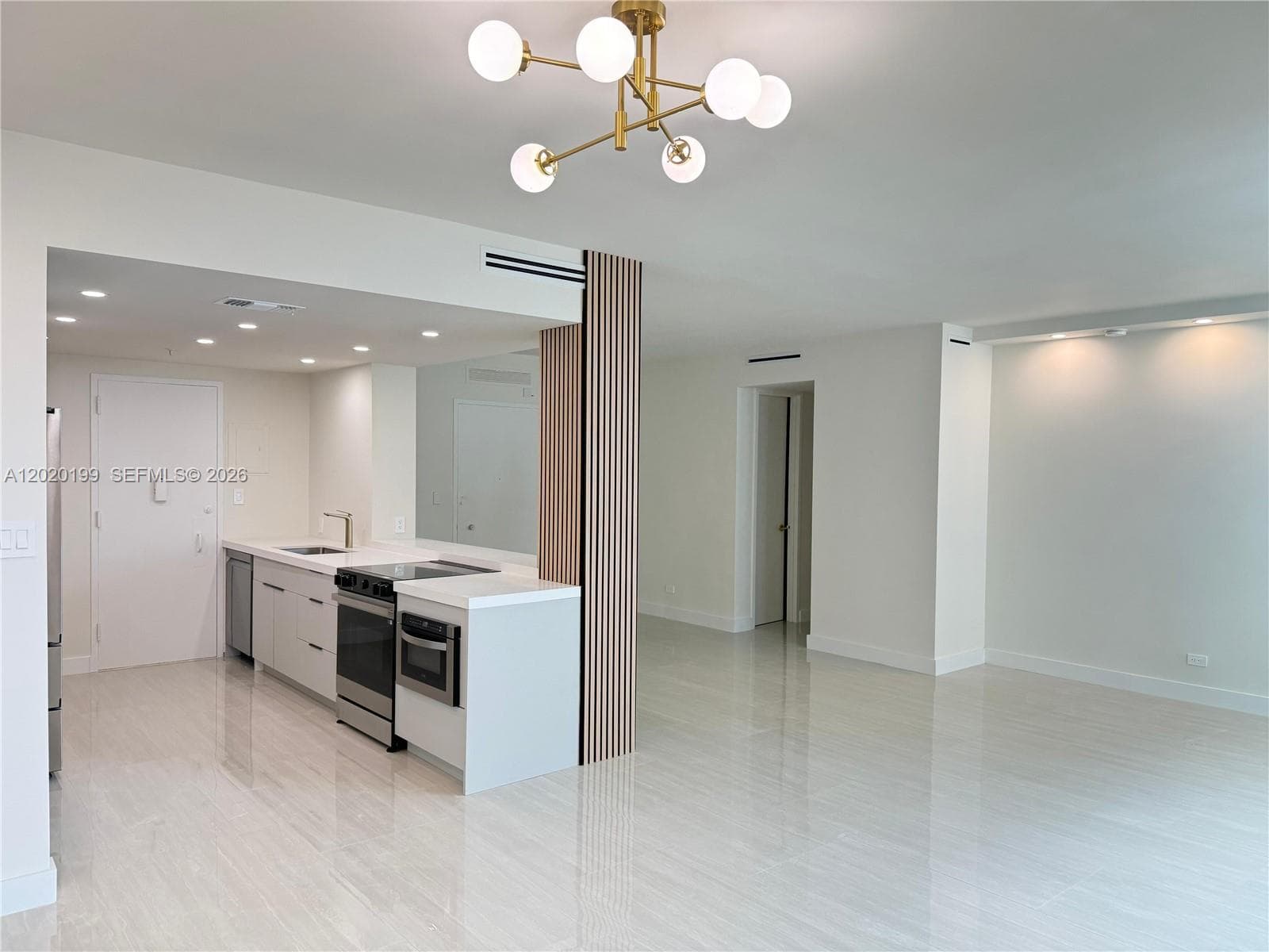 5055 Collins Ave 6F photo 4