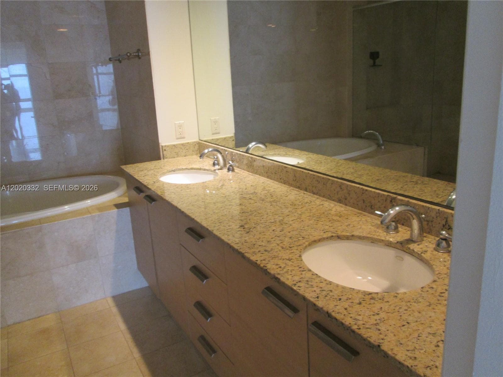 1800 S Ocean Dr 2301 photo 21