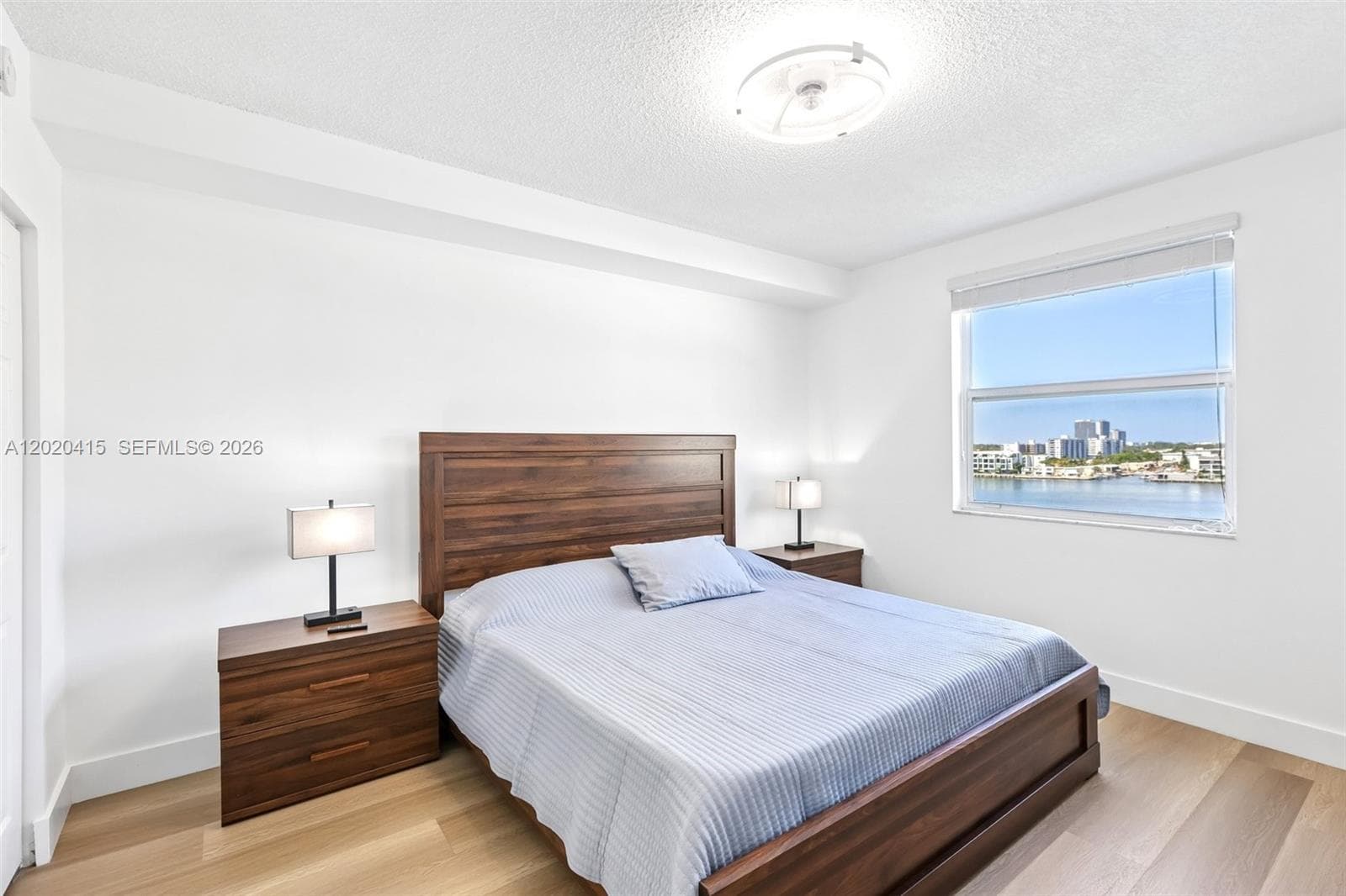 17150 N Bay Rd 2808 photo 18