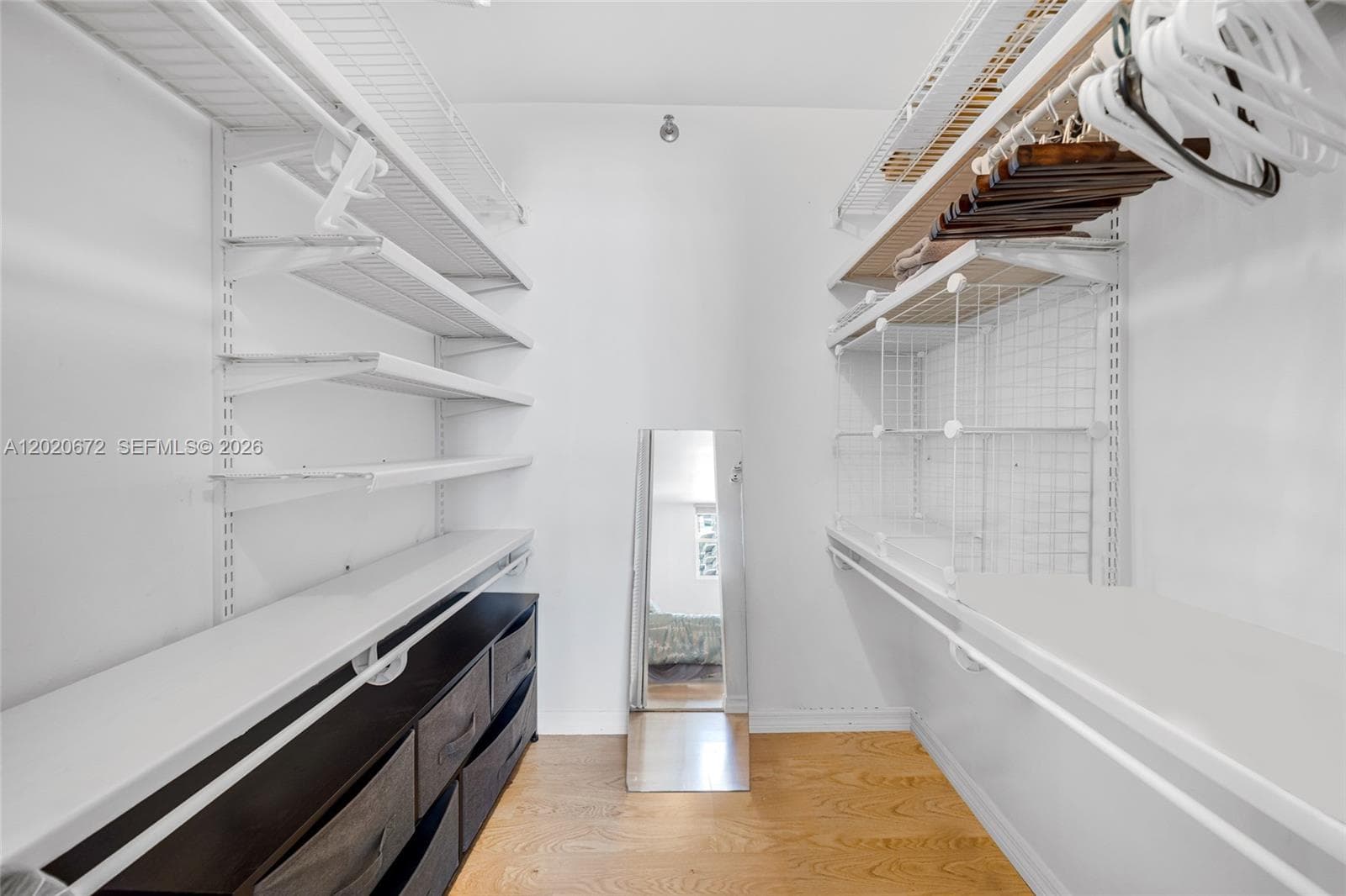 5880 Collins Ave 1007 photo 23