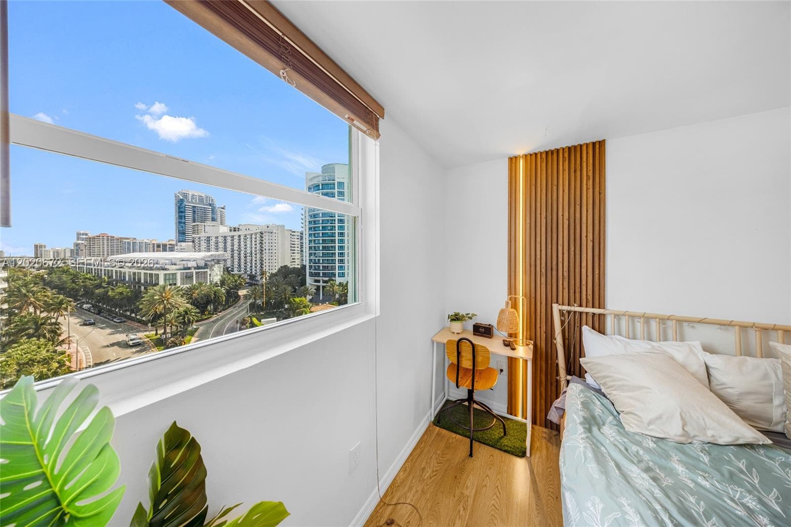5880 Collins Ave 1007 photo 22