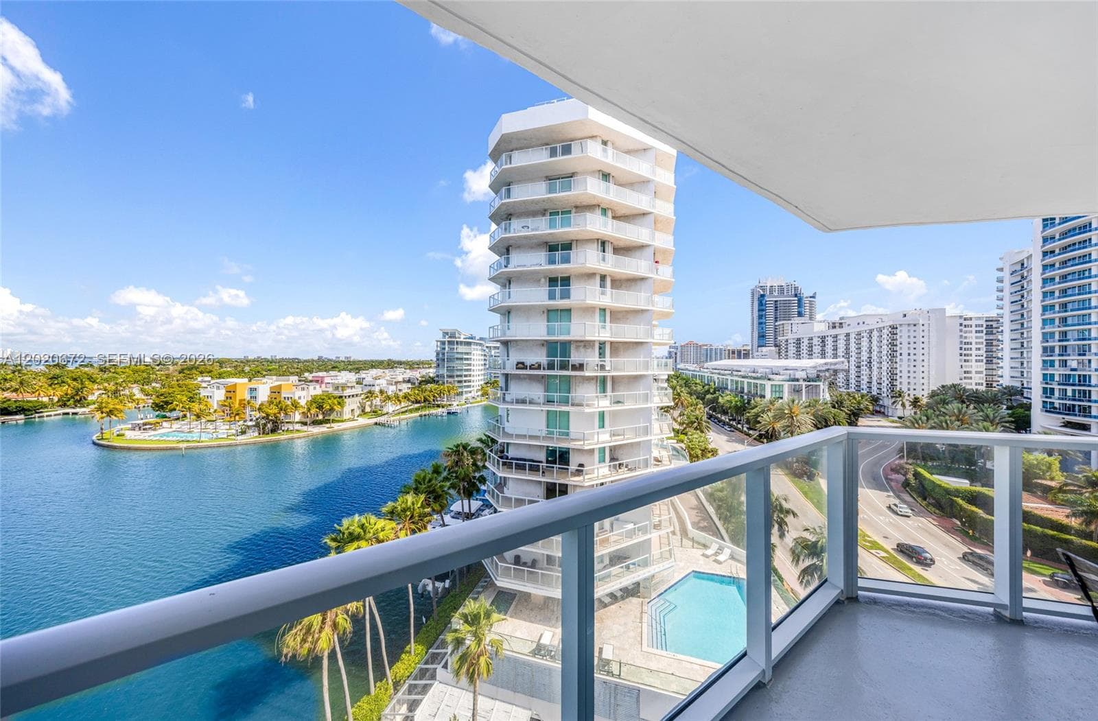 5880 Collins Ave 1007 photo 7