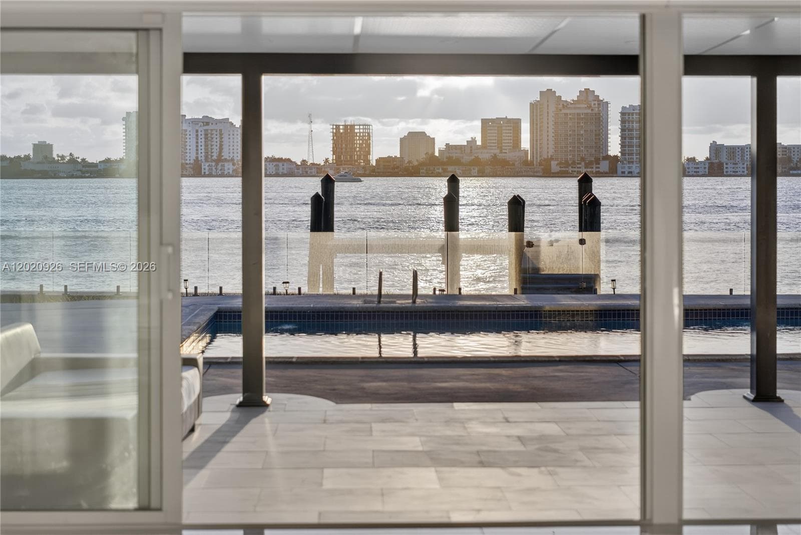 1101 Shore Dr 1 photo 1