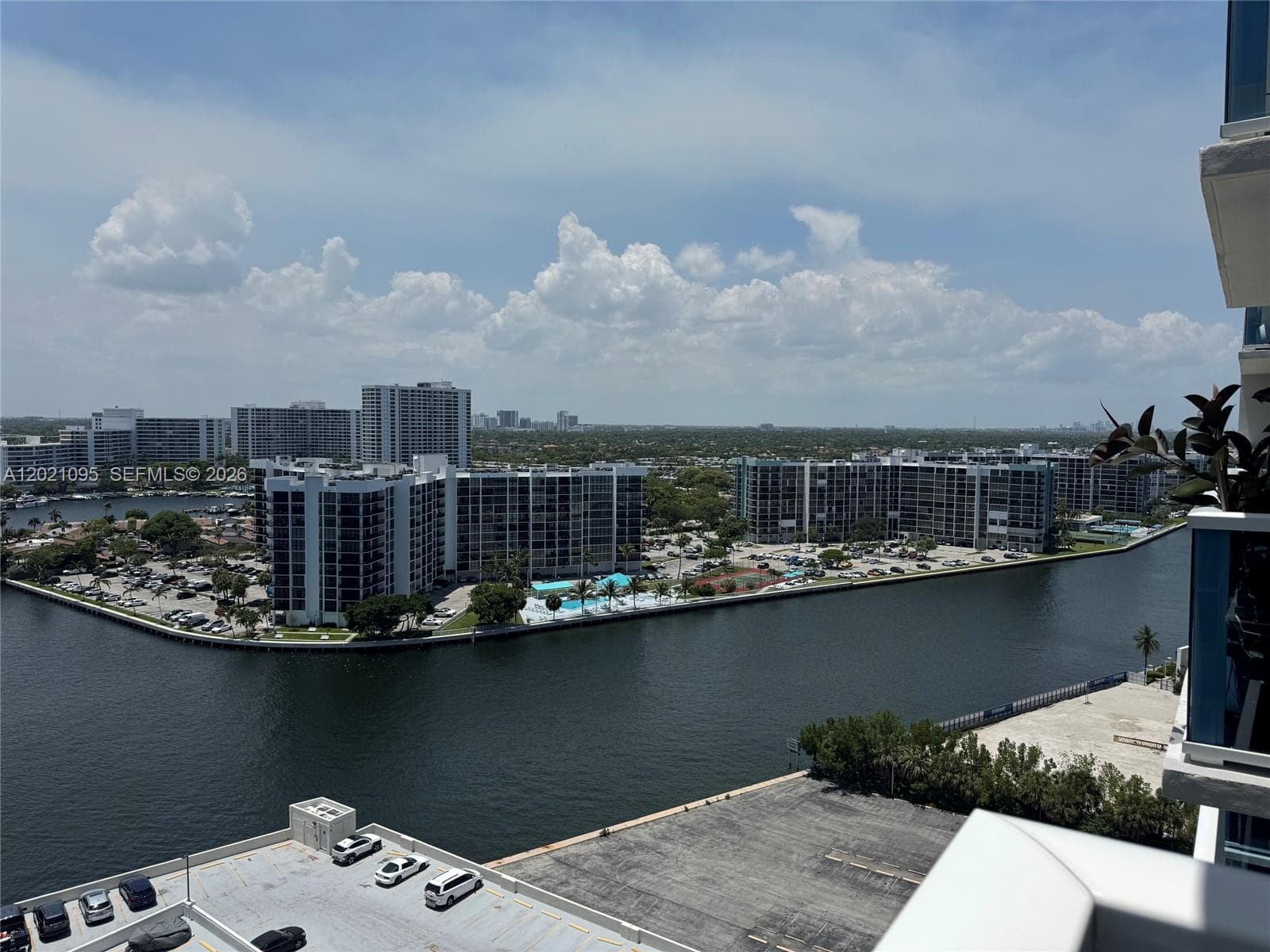 3800 S Ocean Dr 1725 photo 1