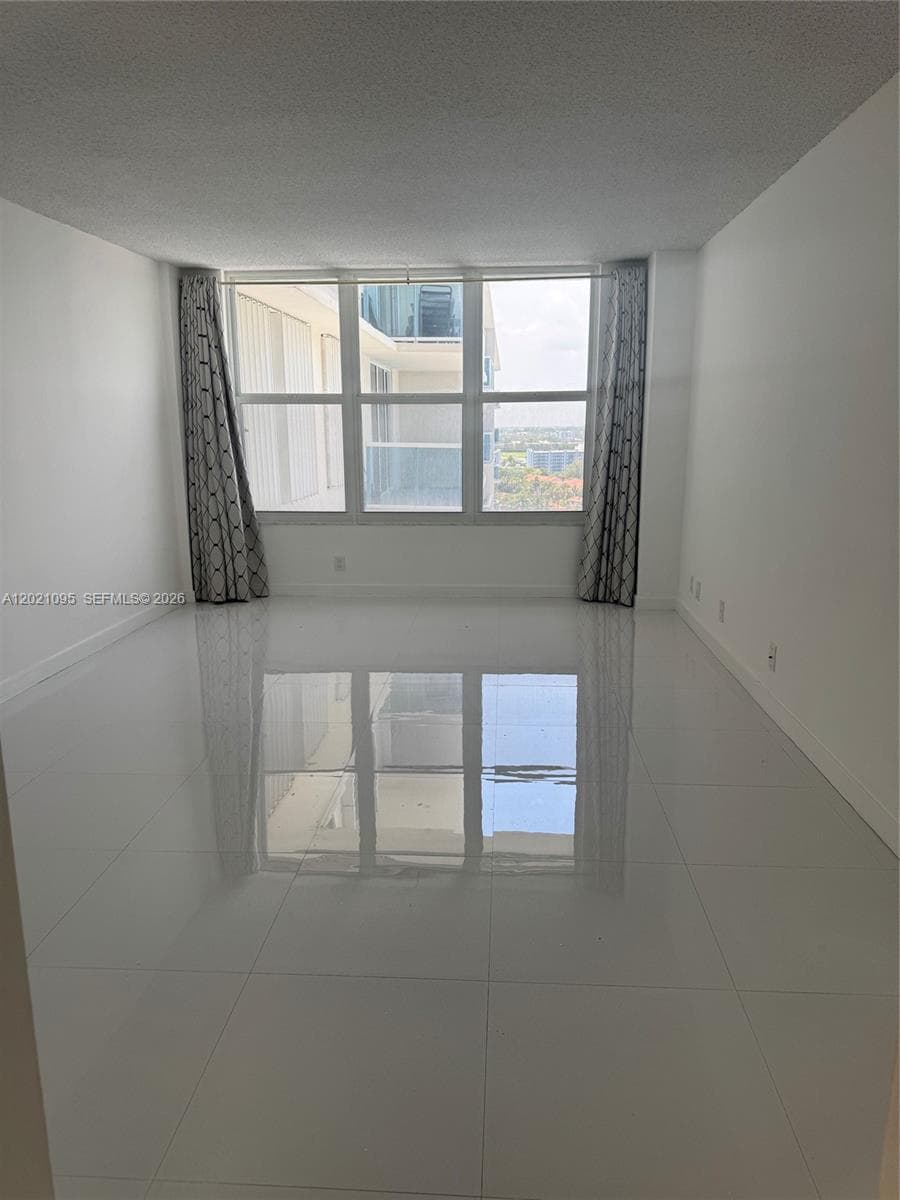 3800 S Ocean Dr 1725 photo 8