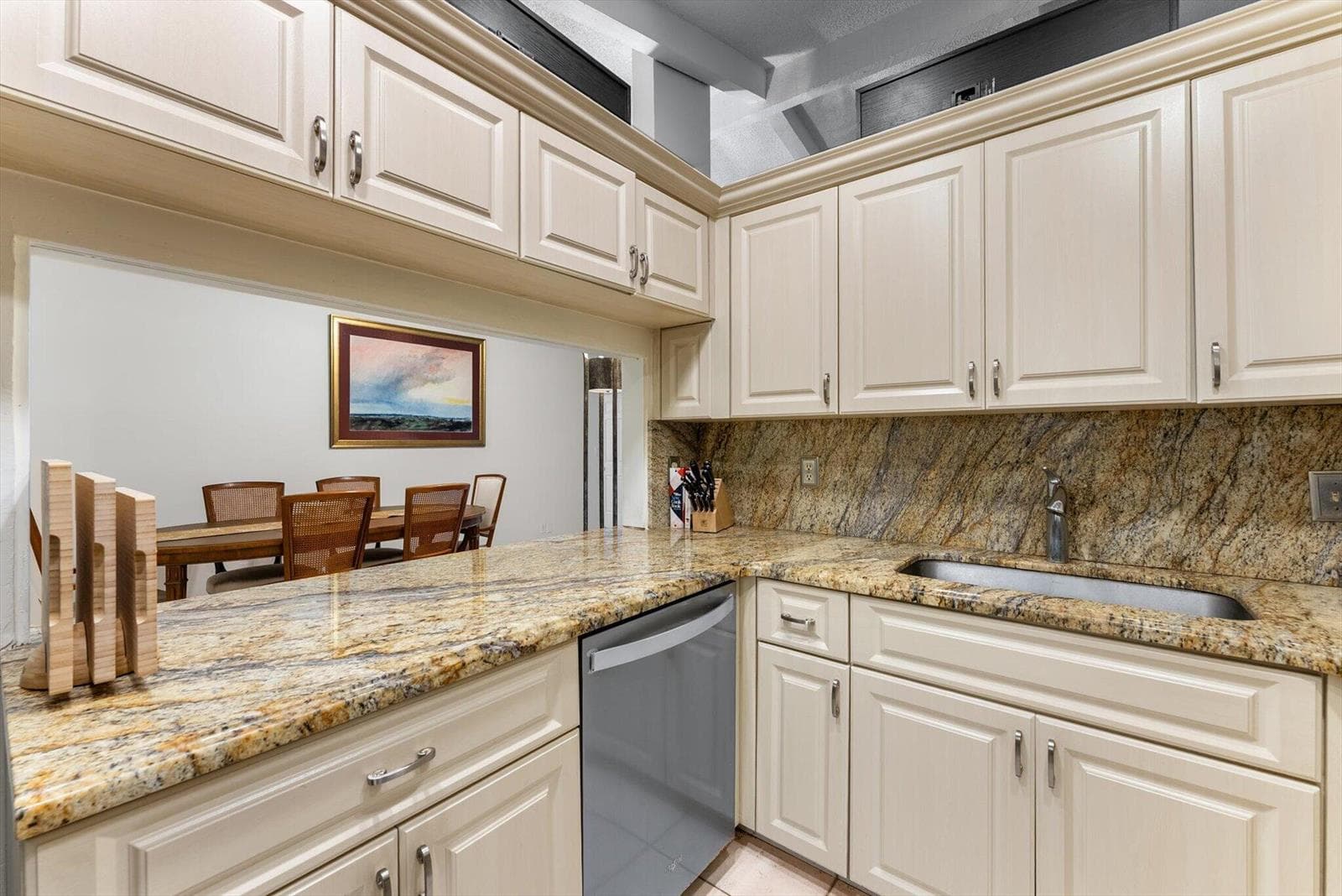6886 Tiburon Circle photo 9