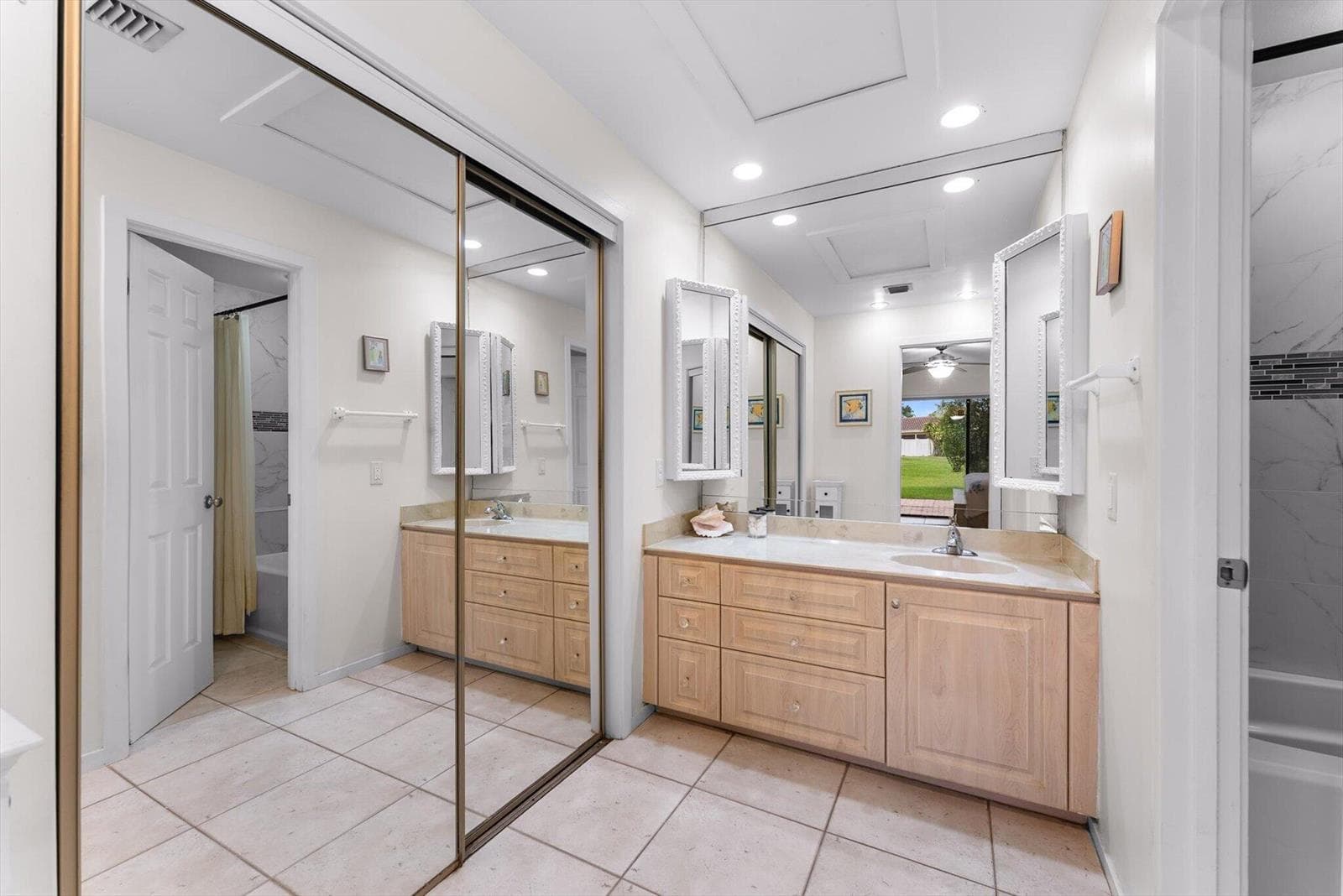 6886 Tiburon Circle photo 14