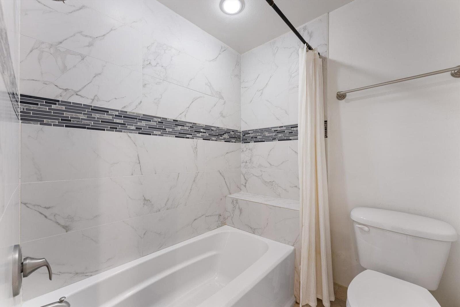 6886 Tiburon Circle photo 15