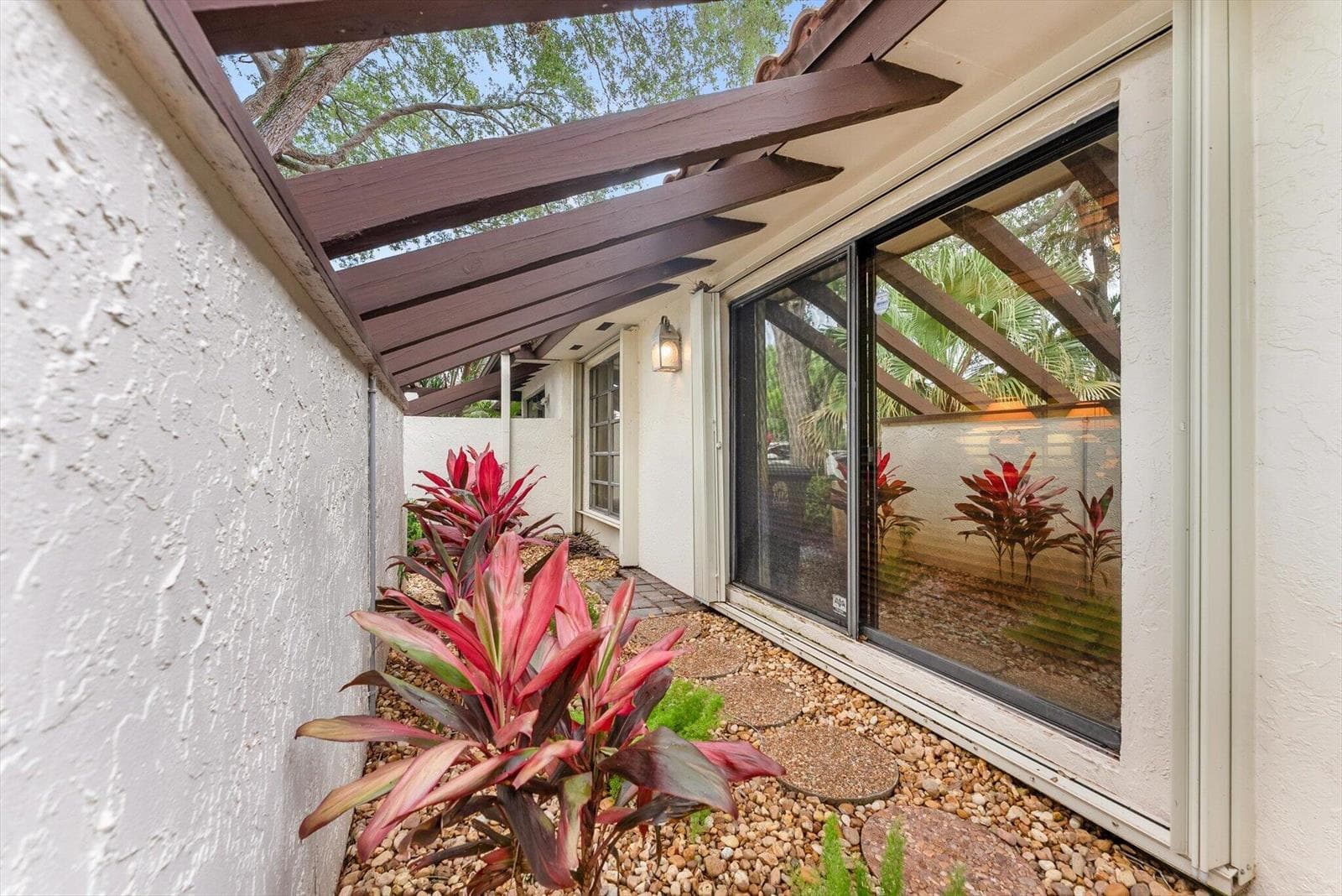 6886 Tiburon Circle photo 4