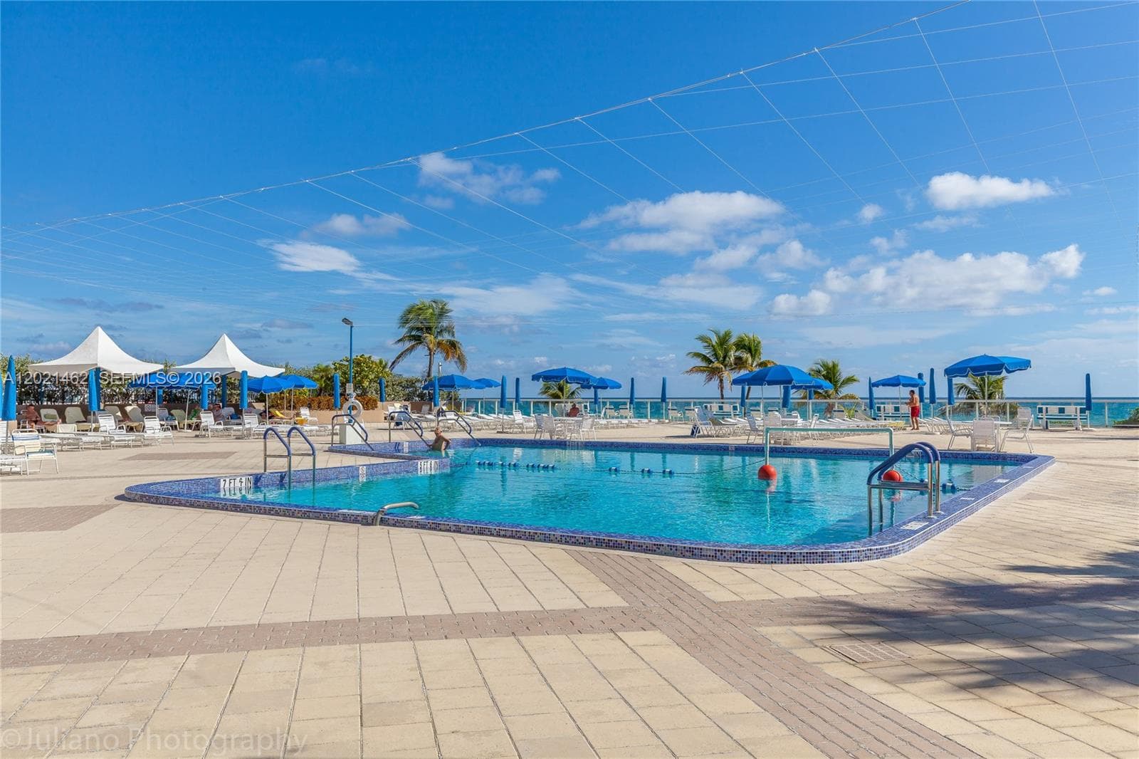 2030 S Ocean Dr 908 photo 3