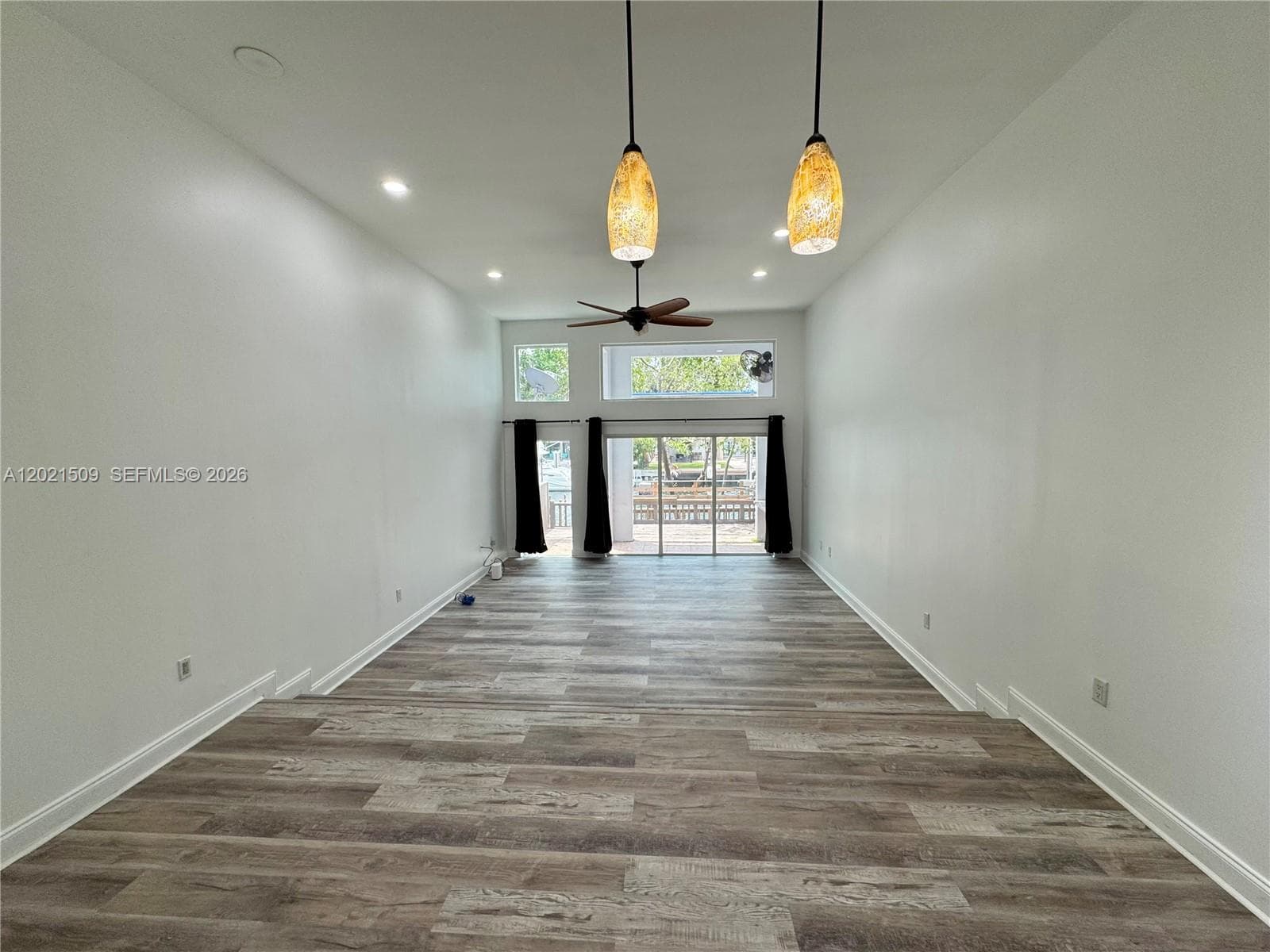2408 NE 135th St 2408 photo 8