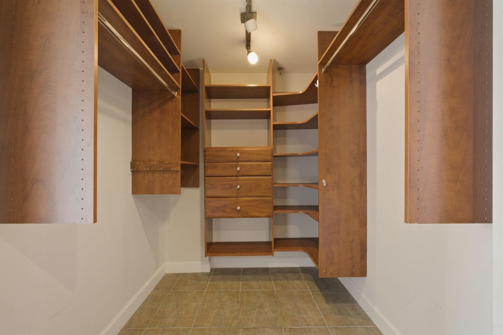 3901 S Flagler Drive 802 photo 13