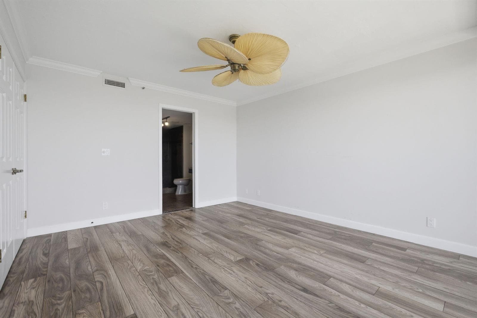 3901 S Flagler Drive 802 photo 12