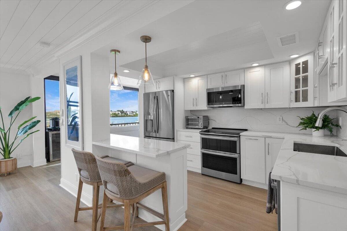 1648 Jupiter Cove Drive 210 photo 2