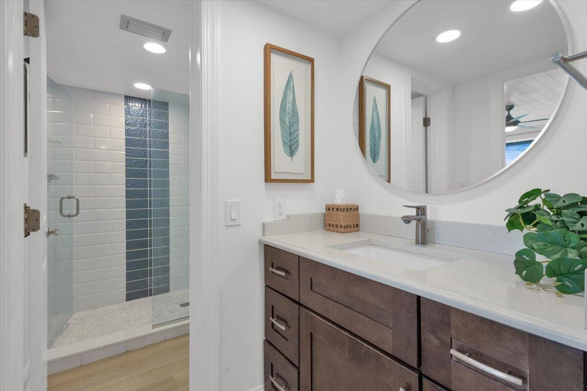1648 Jupiter Cove Drive 210 photo 17