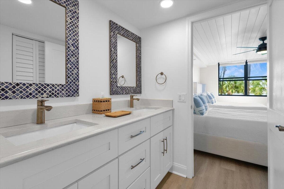 1648 Jupiter Cove Drive 210 photo 14