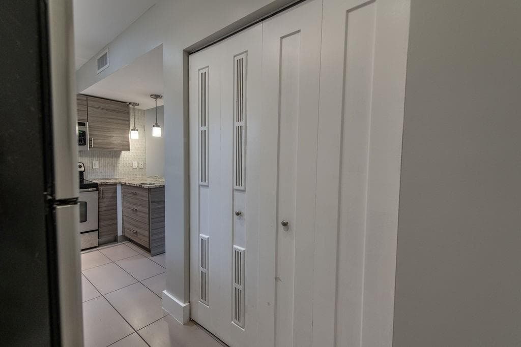 64 Isle Of Venice Drive 22 photo 9