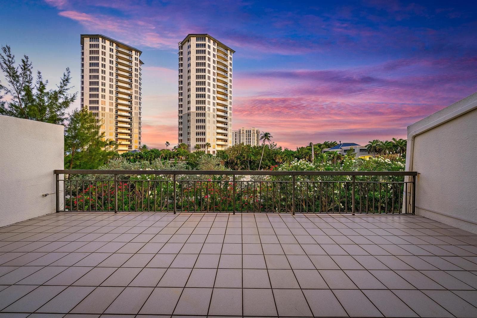 3970 N Ocean Drive 6 photo 4