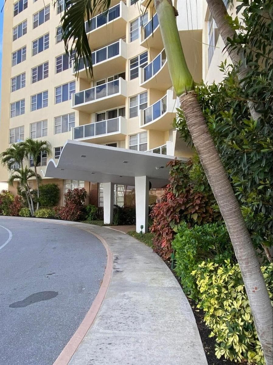 2800 N Flagler Drive 1013 photo 2