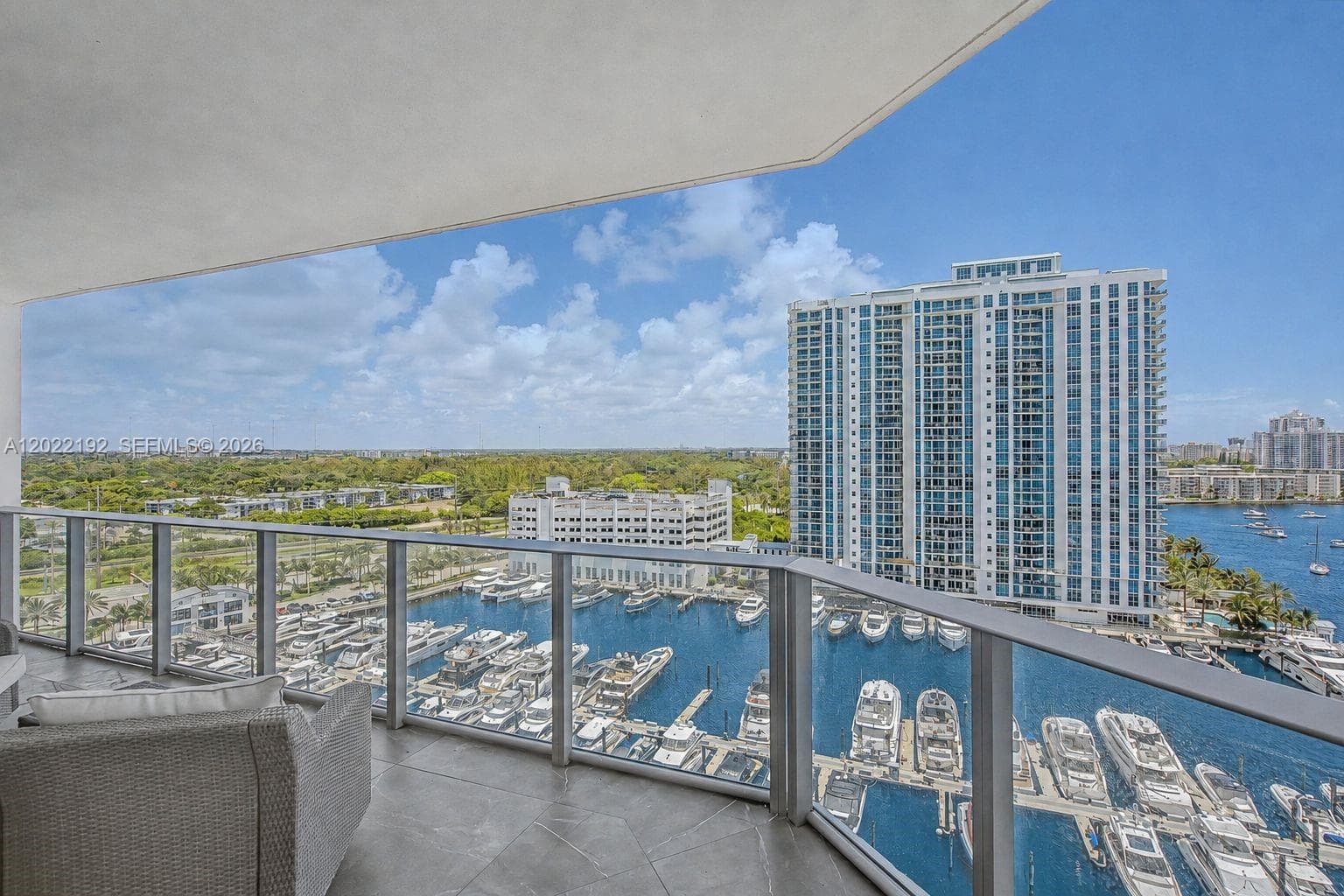 17111 Biscayne Blvd 1405/07 photo 16