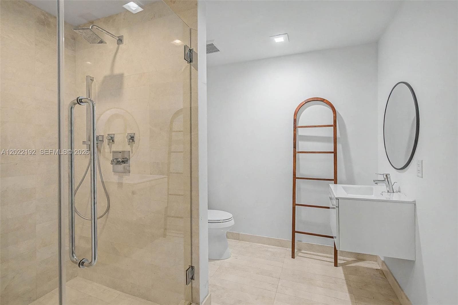 17111 Biscayne Blvd 1405/07 photo 22