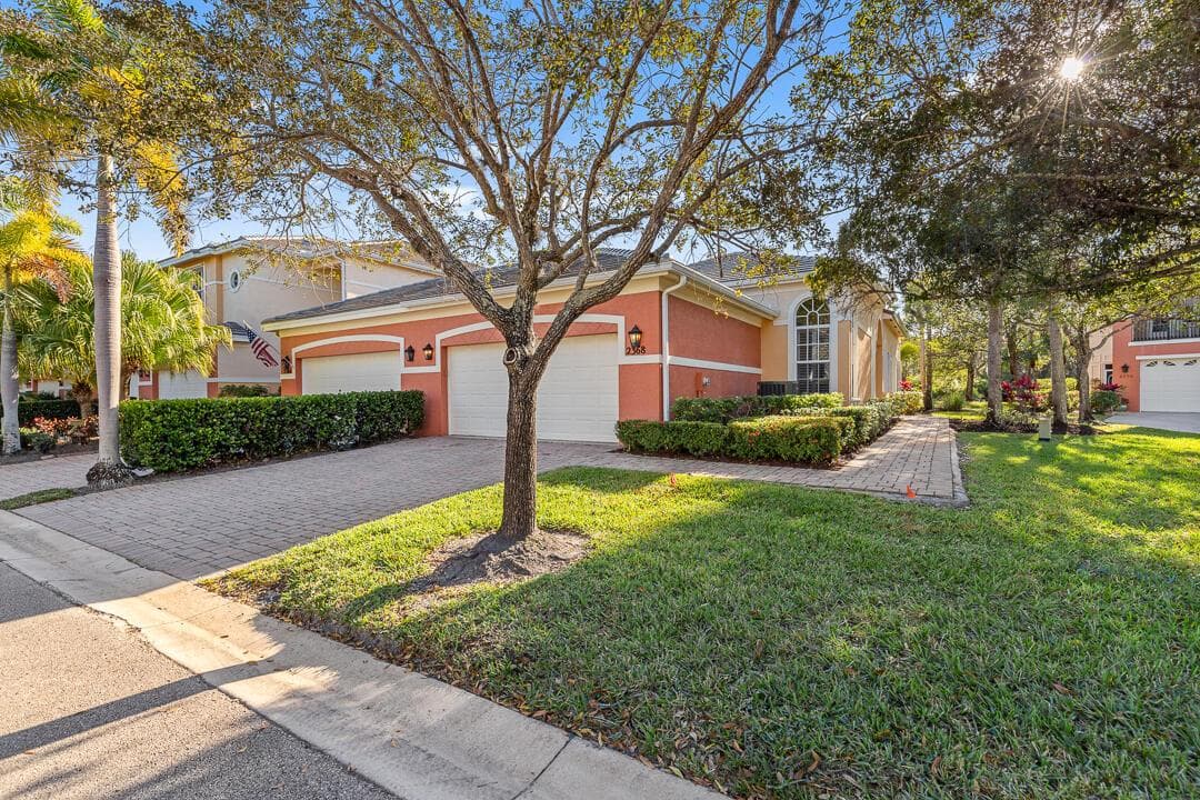 2368 SW Island Creek Trail photo 11