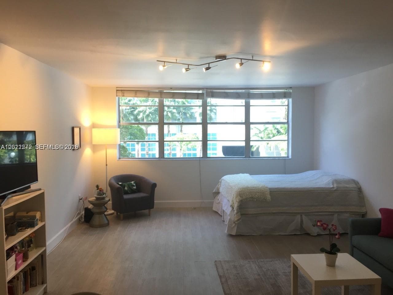 999 Brickell Bay Dr 209 photo 4