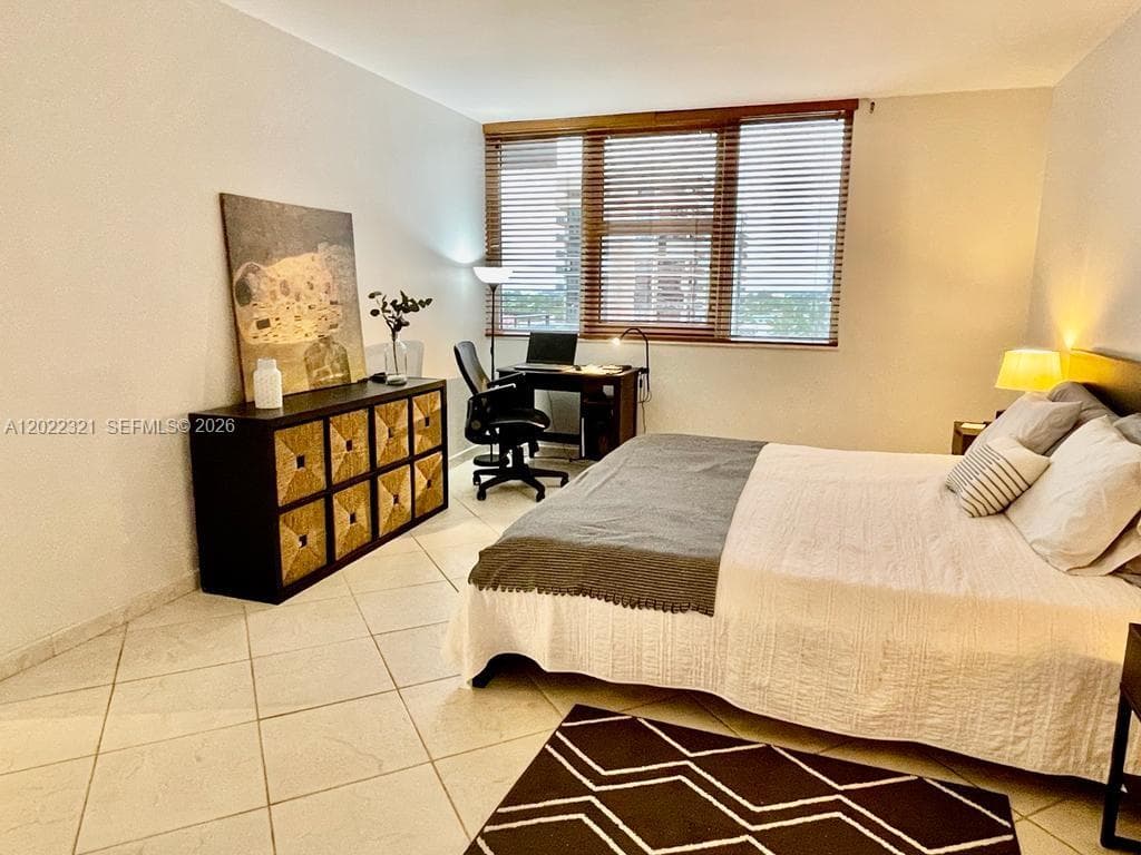 2030 S Ocean Dr 801 photo 6