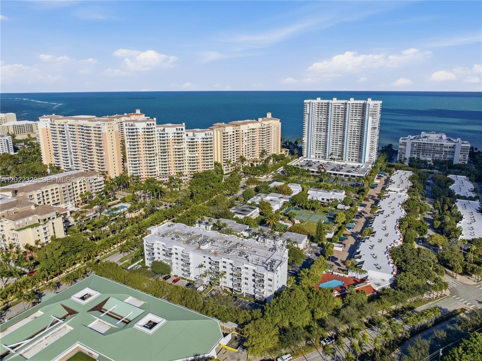 210 Sea View Dr 611 photo 21