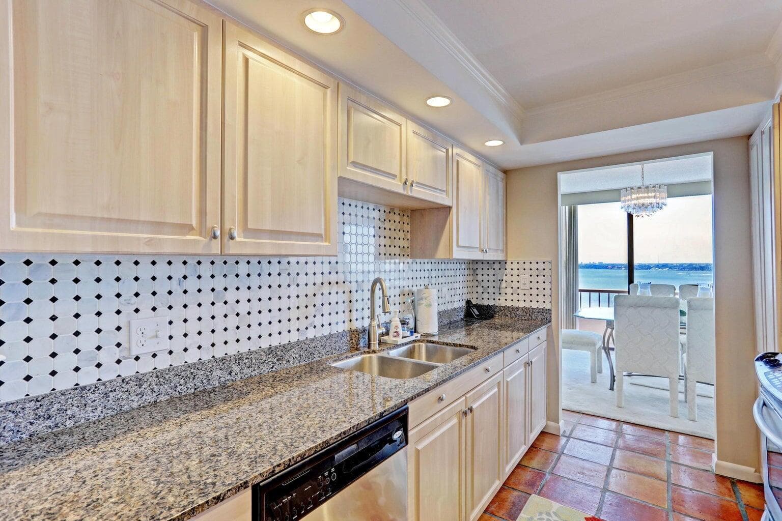 5510 N Ocean Drive 17d photo 16
