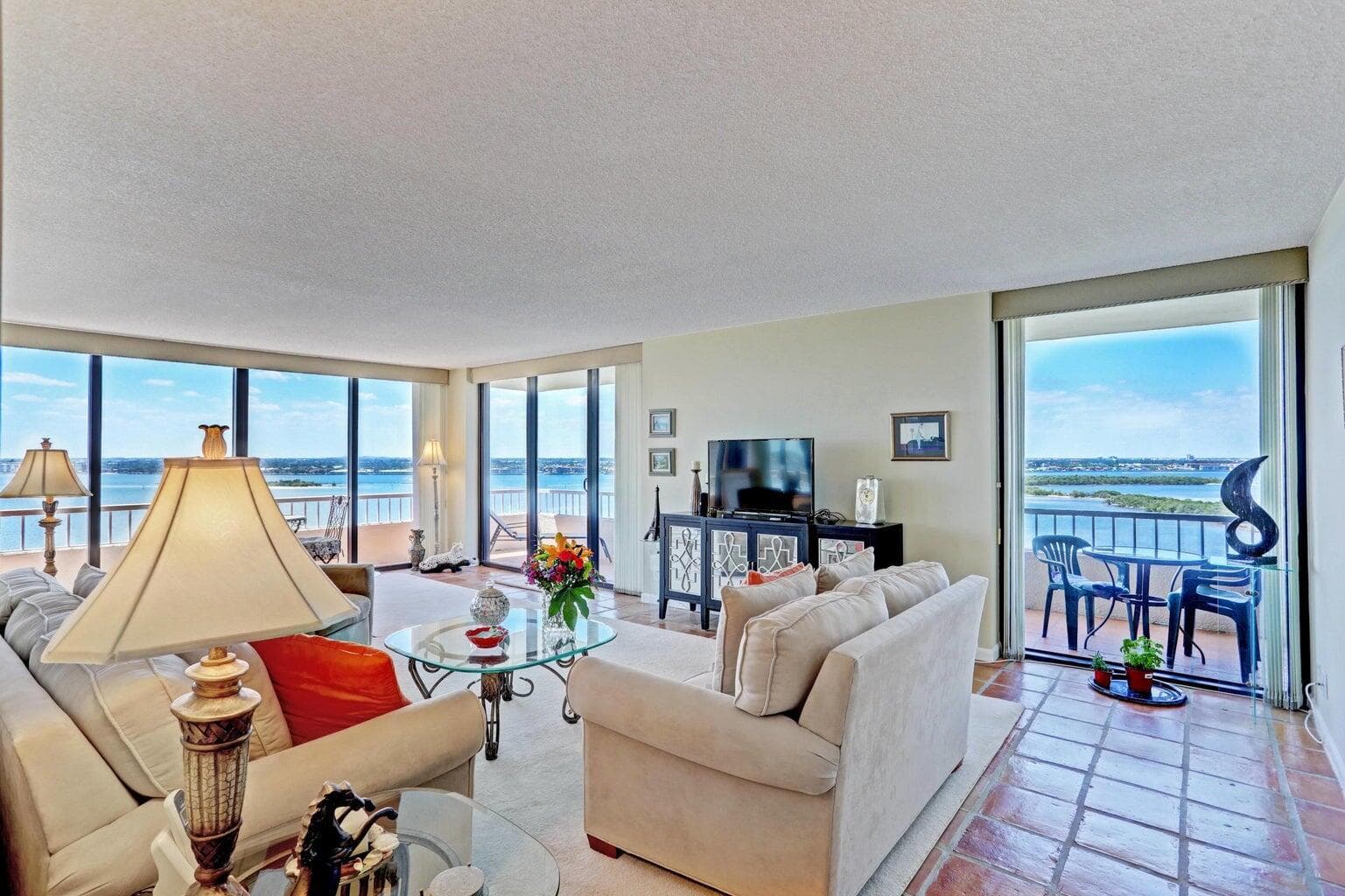 5510 N Ocean Drive 17d photo 3