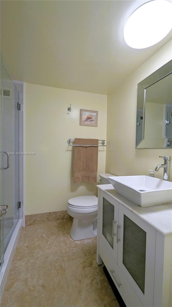 5161 Collins Ave 1217 photo 11
