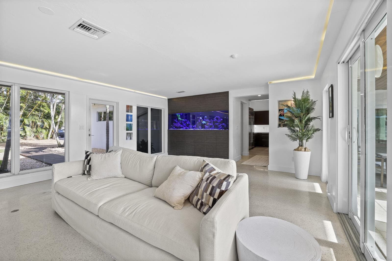 1321 Tangelo Isle photo 16