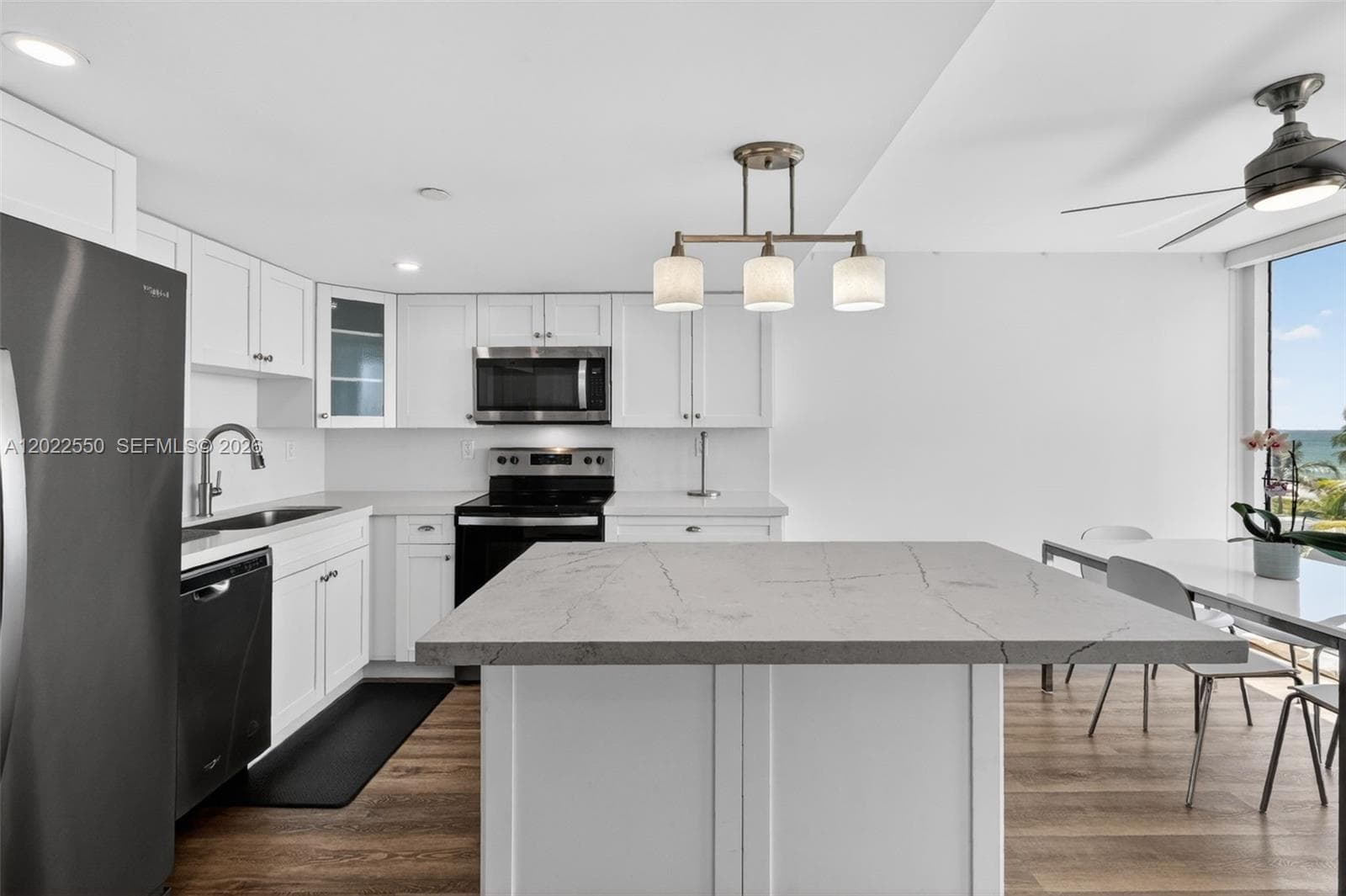 2401 Collins Ave 602 photo 13