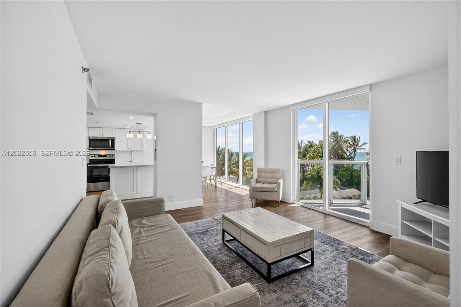 2401 Collins Ave 602 photo 5