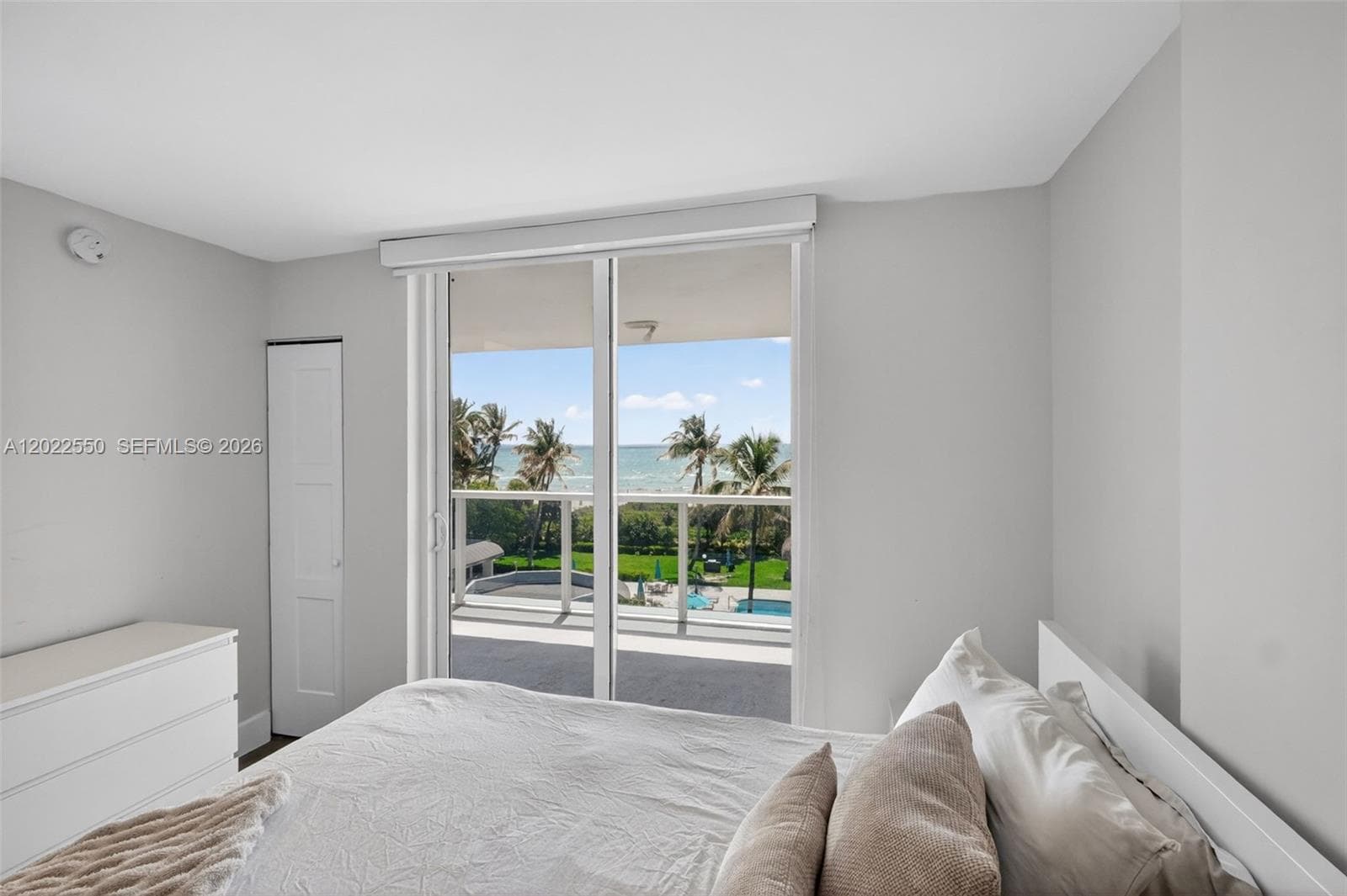 2401 Collins Ave 602 photo 9