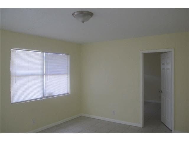 73 NE 7th Court 3 photo 6